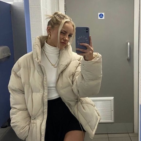 Calvin Klein Puffer Jacket - Picture 10 of 10